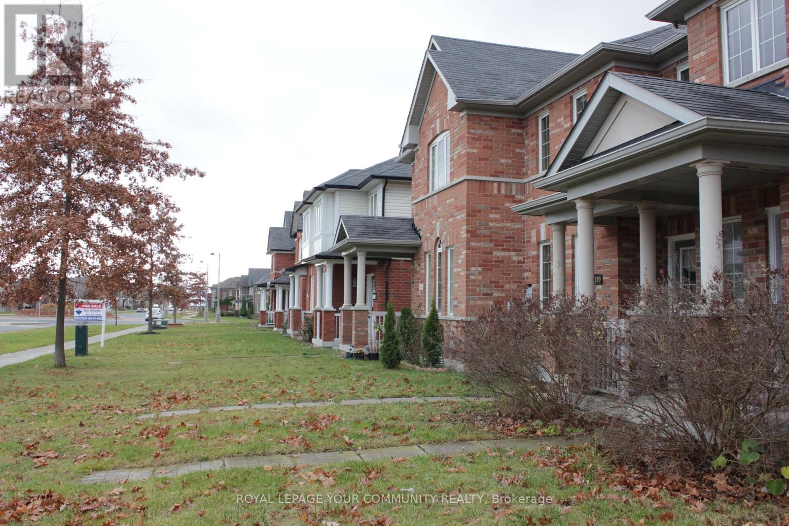 11894 Tenth Line, Whitchurch-Stouffville, Ontario  L4A 0N1 - Photo 3 - N12652046