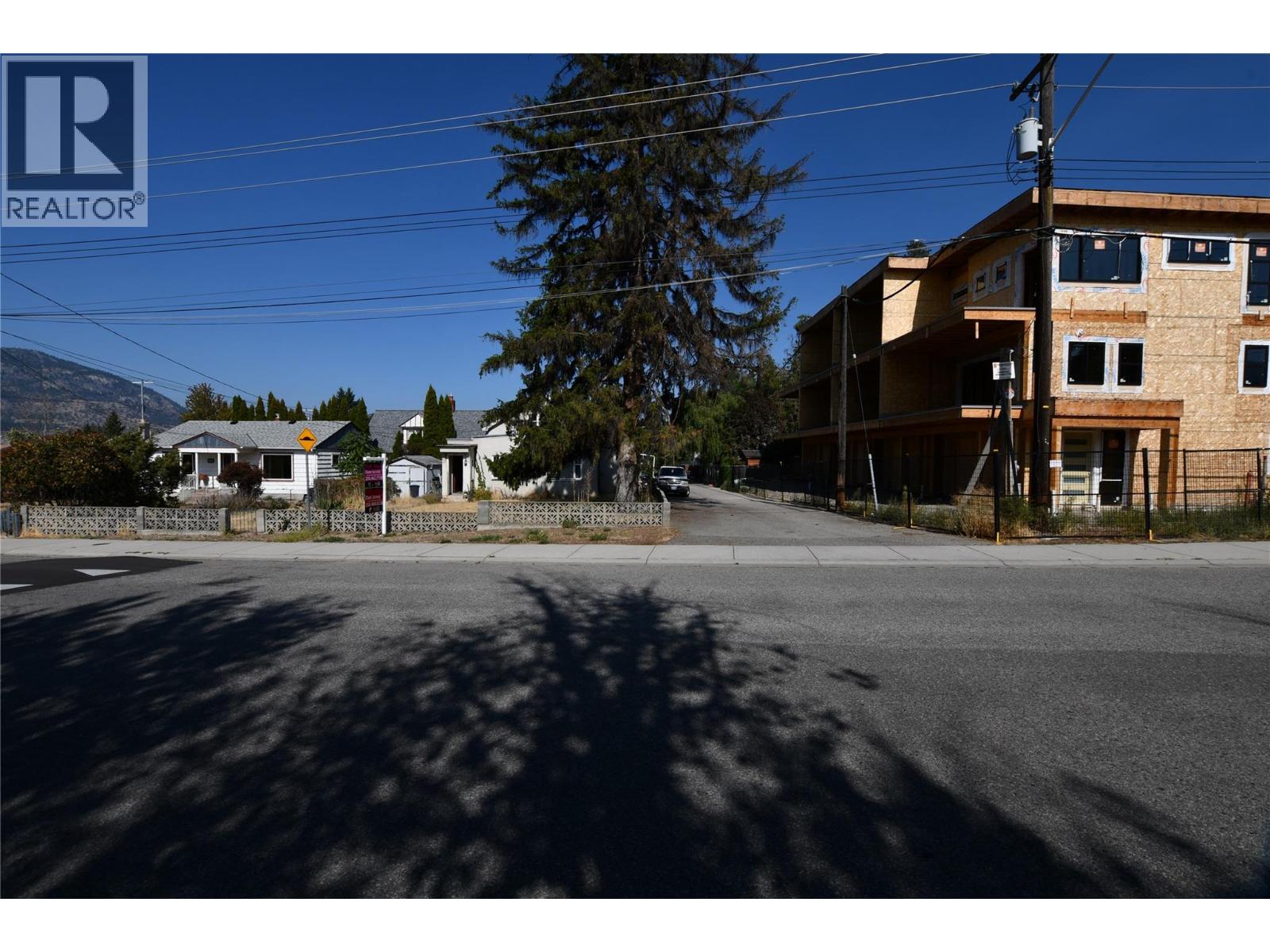 421 Wade Avenue E, Penticton, British Columbia