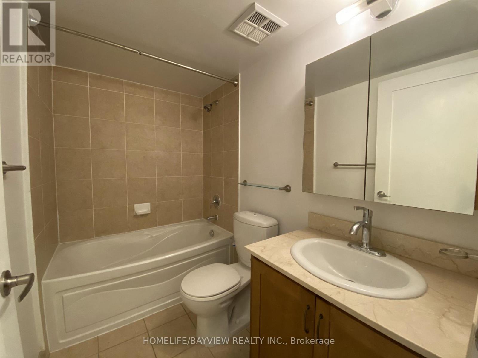 1613 - 20 Blue Jays Way, Toronto, Ontario  M5V 3W6 - Photo 10 - C12591498