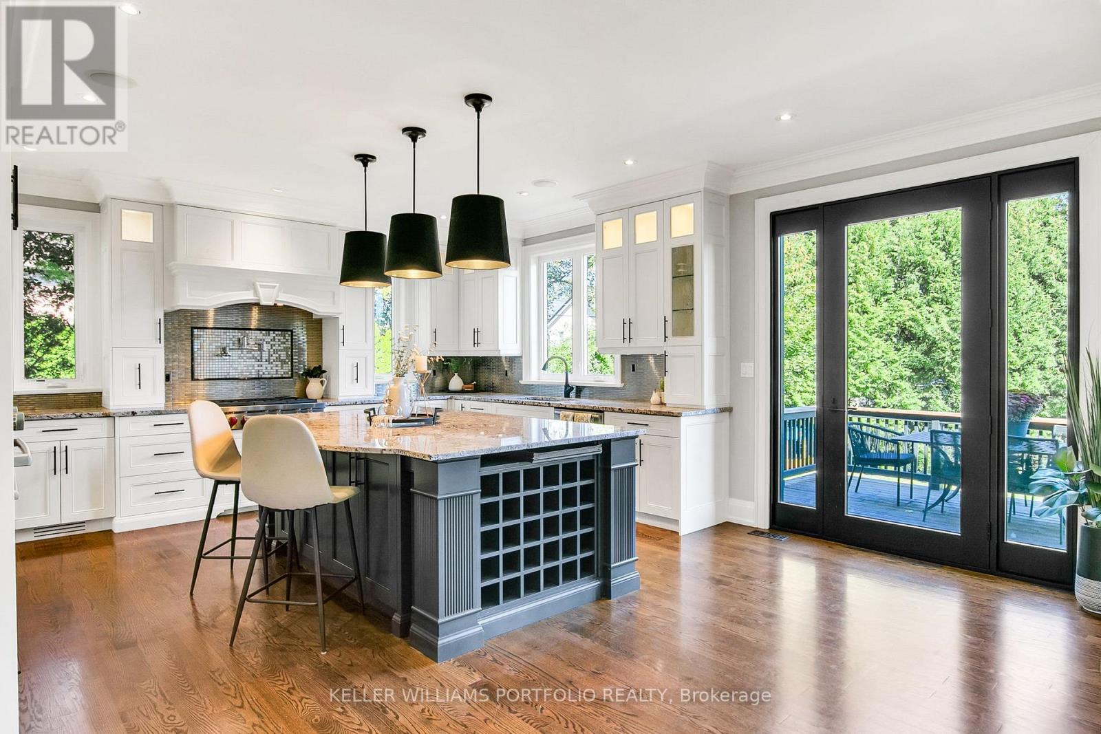 7 Maydolph Road, Toronto, Ontario  M9B 1V5 - Photo 19 - W12427276