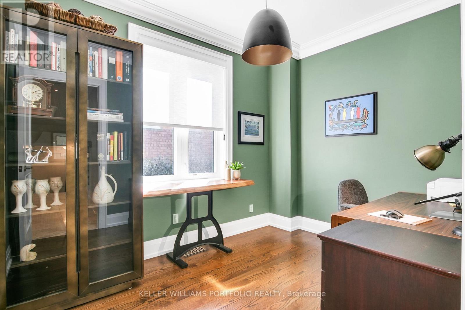 7 Maydolph Road, Toronto, Ontario  M9B 1V5 - Photo 21 - W12427276