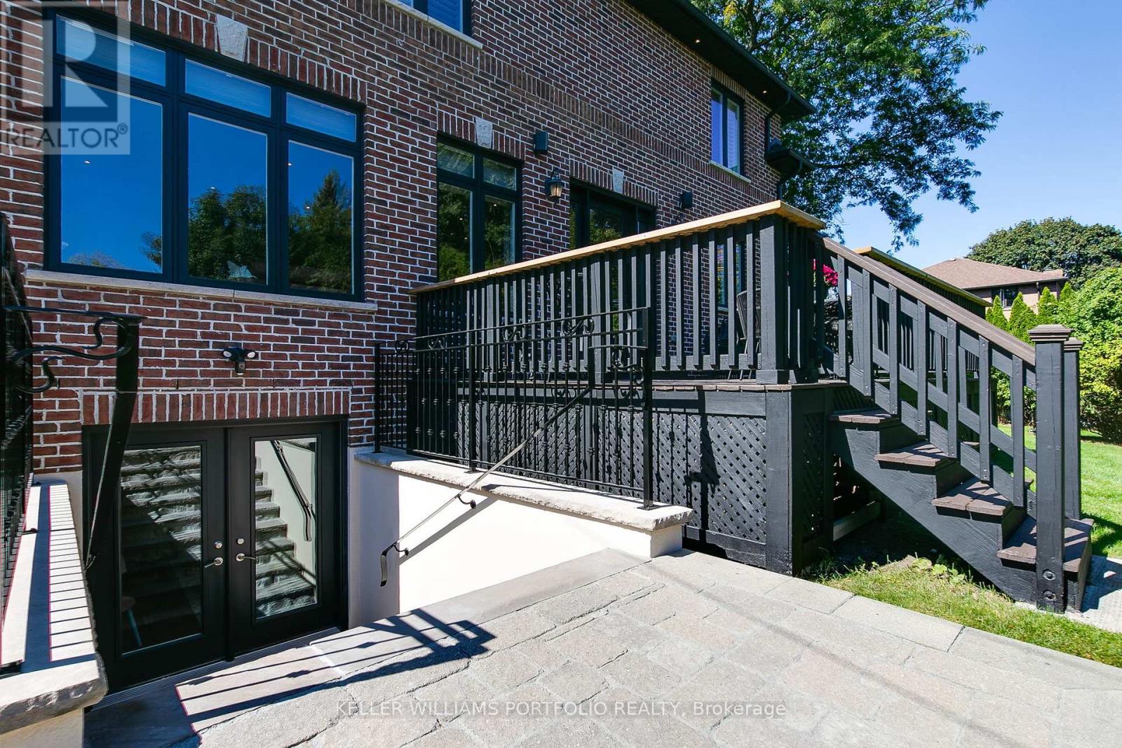 7 Maydolph Road, Toronto, Ontario  M9B 1V5 - Photo 47 - W12427276