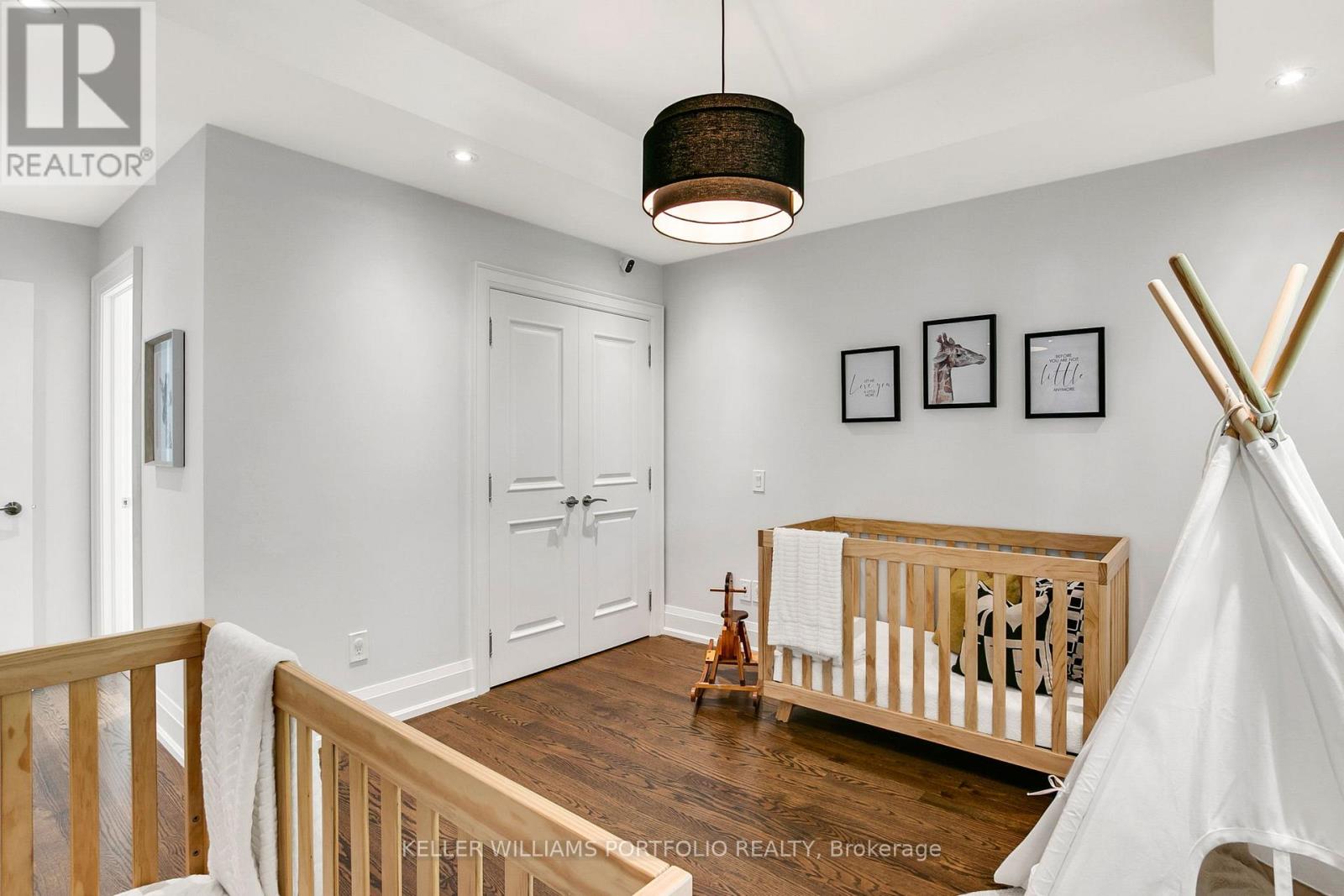 7 Maydolph Road, Toronto, Ontario  M9B 1V5 - Photo 37 - W12427276