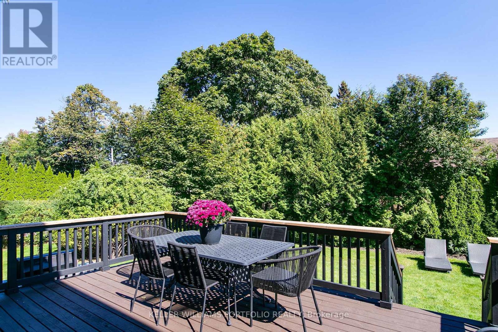 7 Maydolph Road, Toronto, Ontario  M9B 1V5 - Photo 46 - W12427276