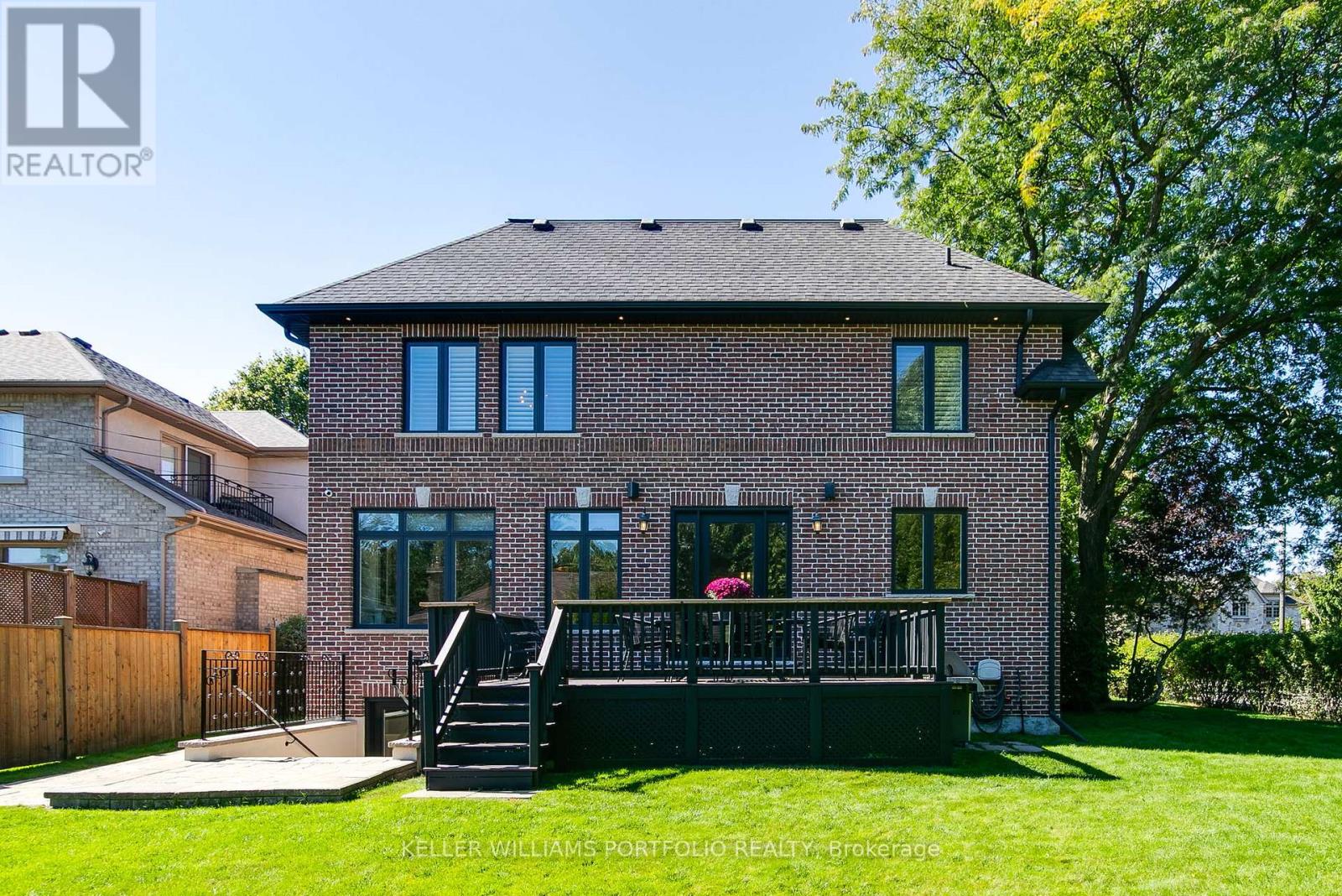 7 Maydolph Road, Toronto, Ontario  M9B 1V5 - Photo 44 - W12427276