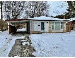 35 DRYSDALE CRESCENT, Toronto, Ontario