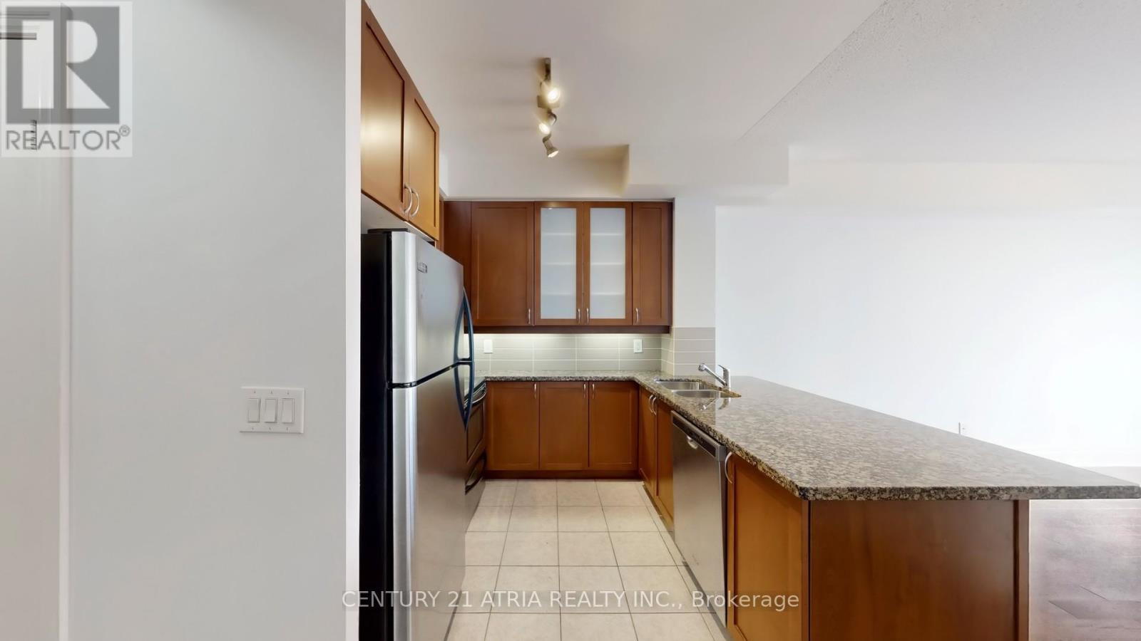 311d - 57 Upper Duke Crescent, Markham, Ontario  L6G 0B0 - Photo 21 - N12652374