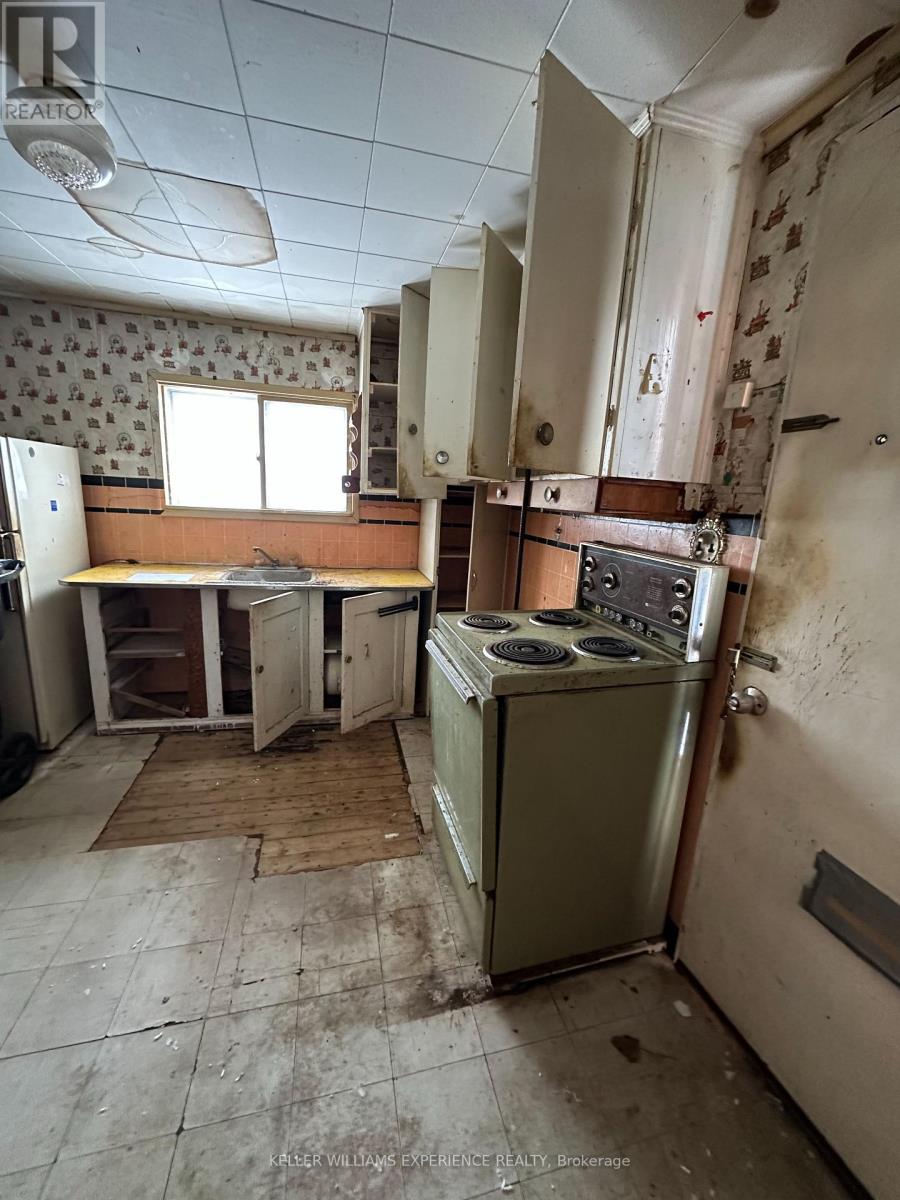 348 Norene Street, Midland, Ontario  L4R 4C2 - Photo 12 - S12652354