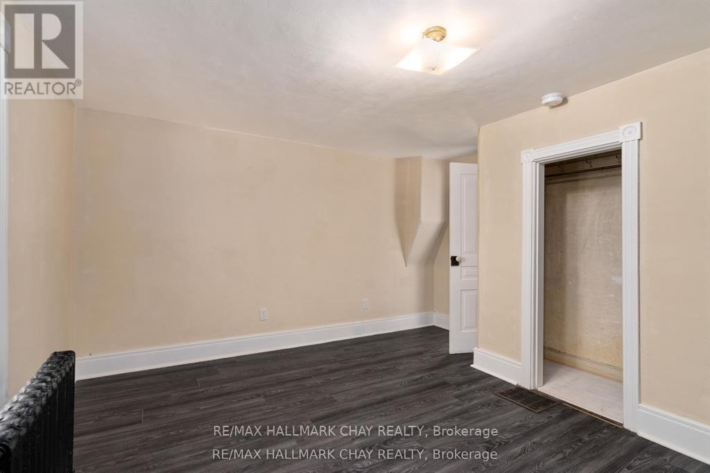 4514 Penetanguishene Road, Springwater, Ontario  L0L 1V0 - Photo 20 - S12652362