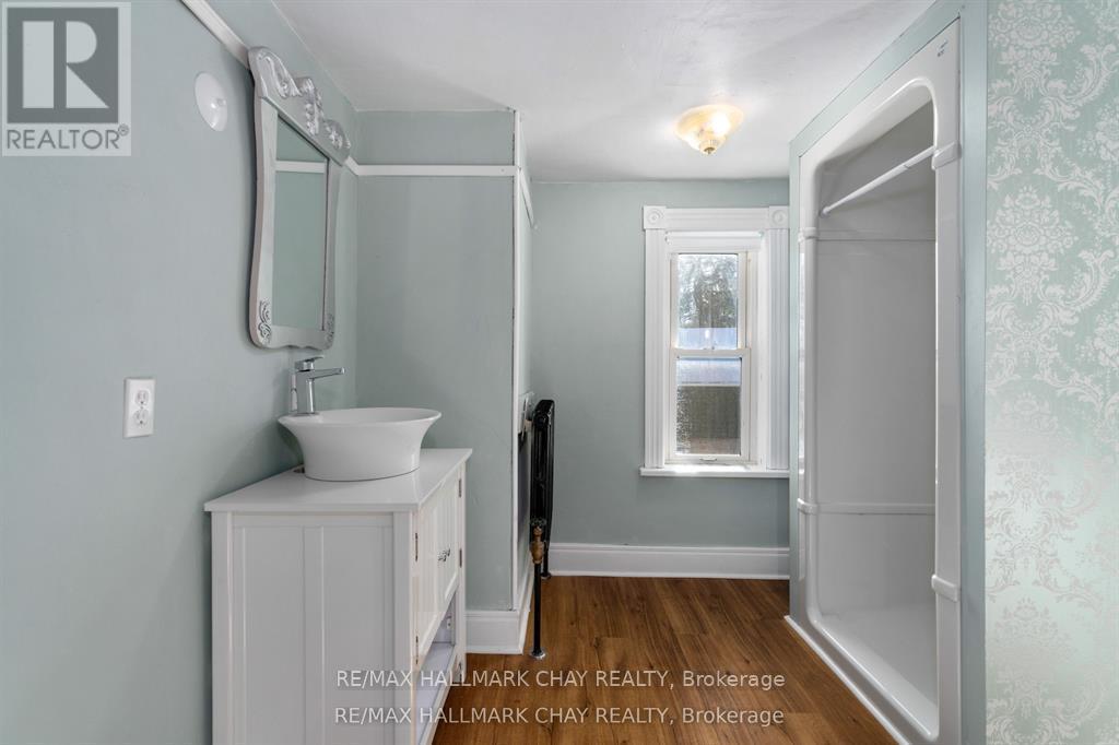 4514 Penetanguishene Road, Springwater, Ontario  L0L 1V0 - Photo 21 - S12652362