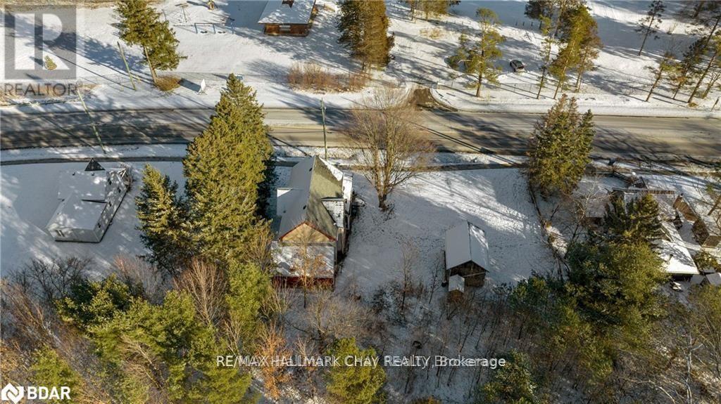 4514 Penetanguishene Road, Springwater, Ontario  L0L 1V0 - Photo 33 - S12652362