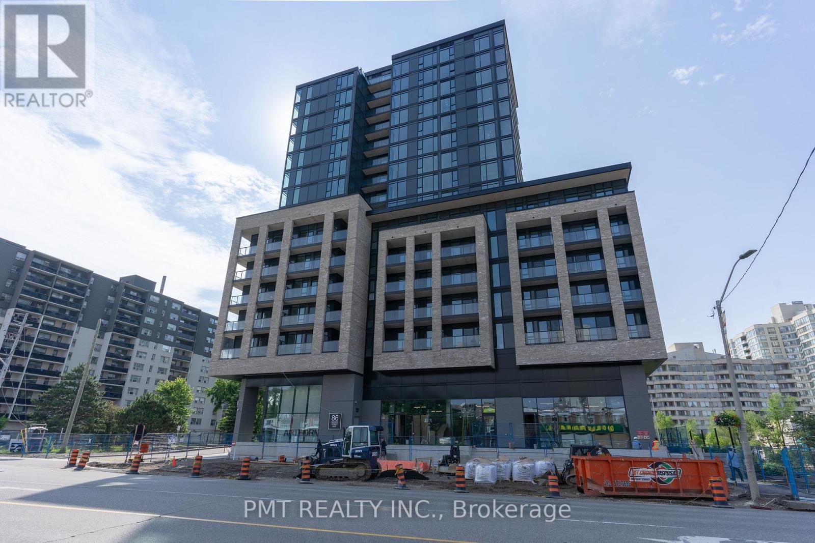 717 - 86 DUNDAS STREET E, Mississauga, Ontario