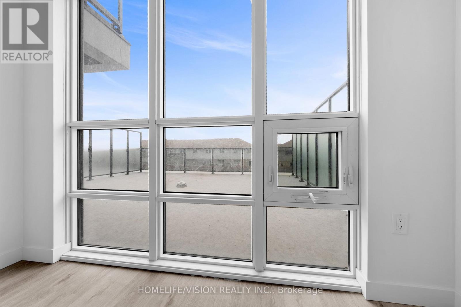 202 - 461 Green Road, Hamilton, Ontario  L8E 5B4 - Photo 21 - X12652344