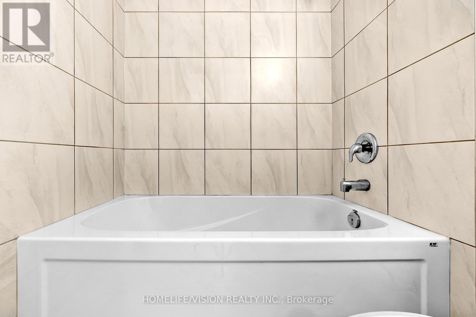 202 - 461 Green Road, Hamilton, Ontario  L8E 5B4 - Photo 26 - X12652344