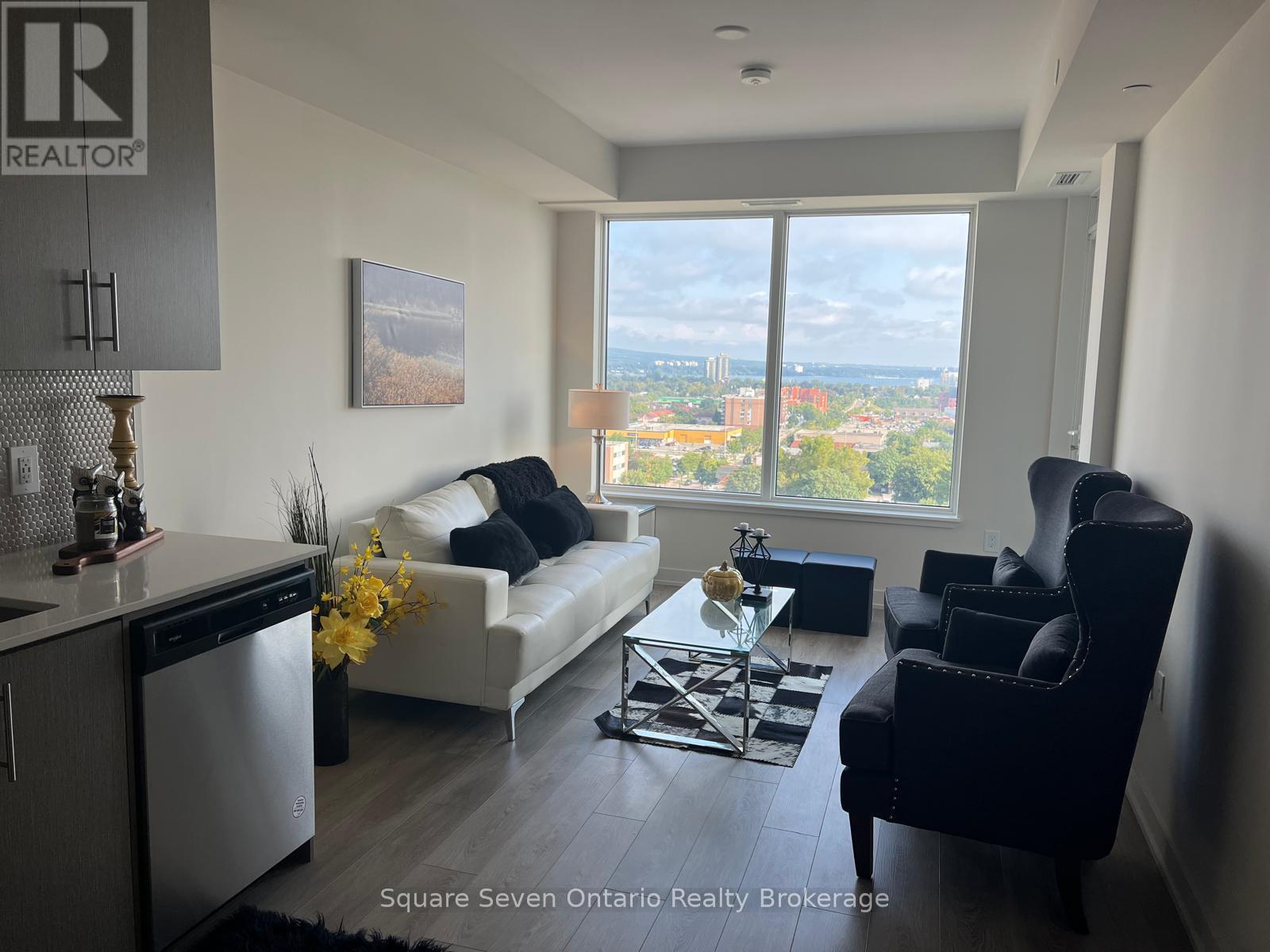 1301 - 212 King William Street, Hamilton, Ontario  L8R 0A7 - Photo 4 - X12652376