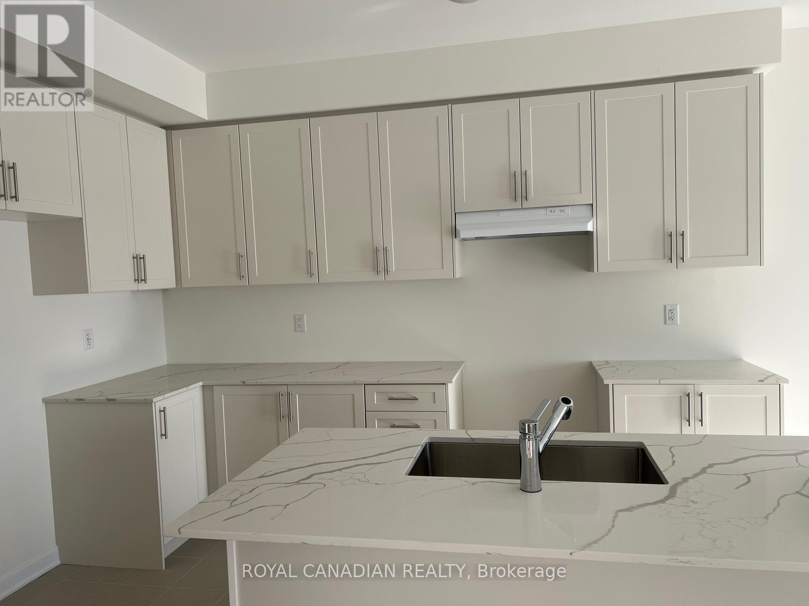 85 Royal Oak Crescent, Loyalist, Ontario  K0H 1G0 - Photo 2 - X12652380