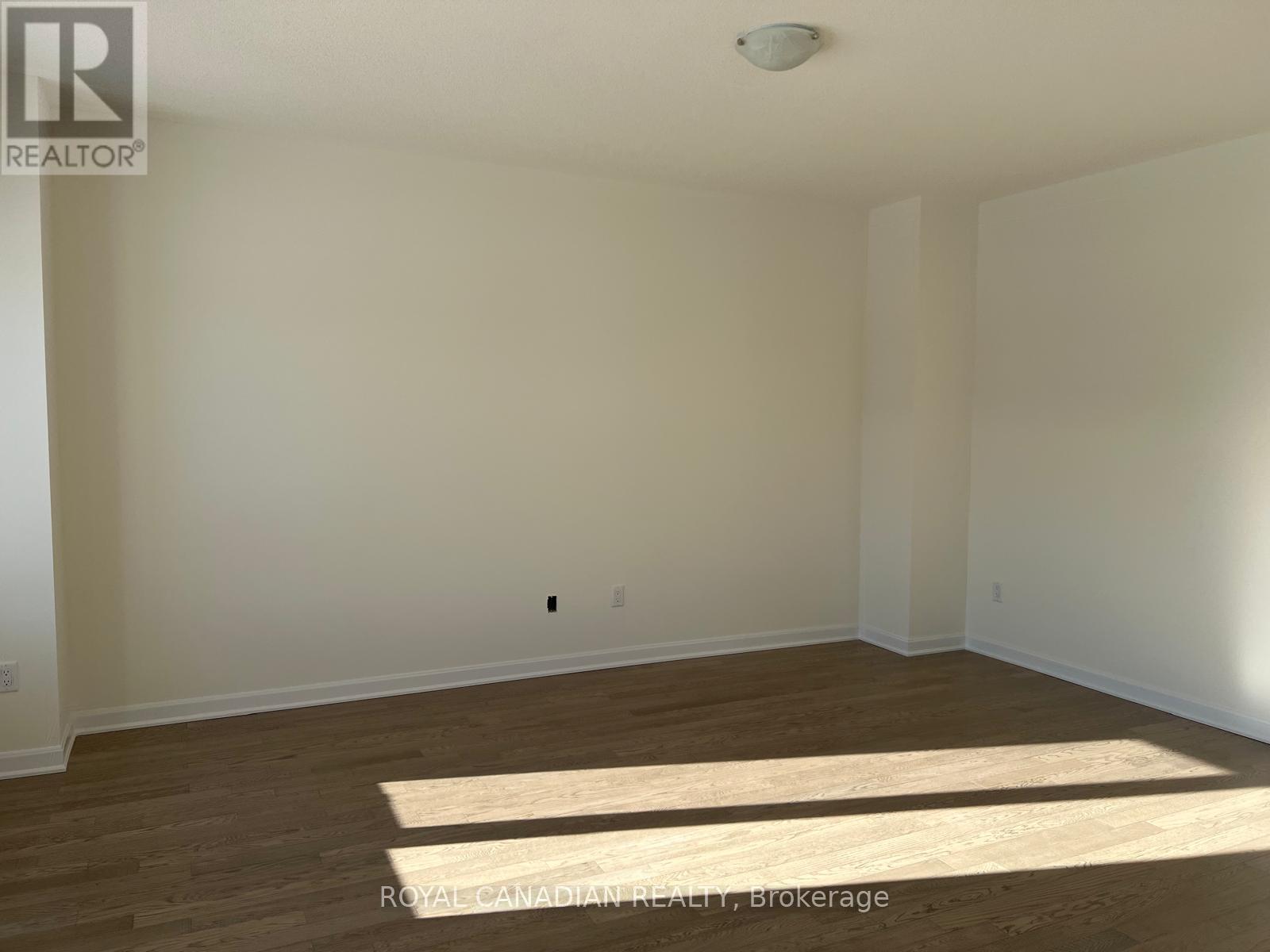 85 Royal Oak Crescent, Loyalist, Ontario  K0H 1G0 - Photo 5 - X12652380