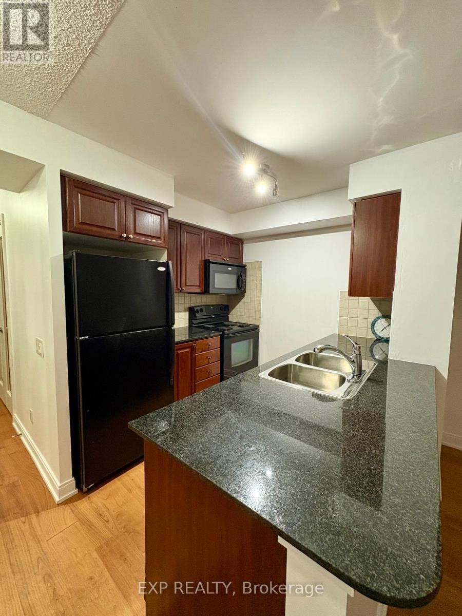 732 - 35 Viking Lane, Toronto, Ontario  M9B 0A2 - Photo 11 - W12606958