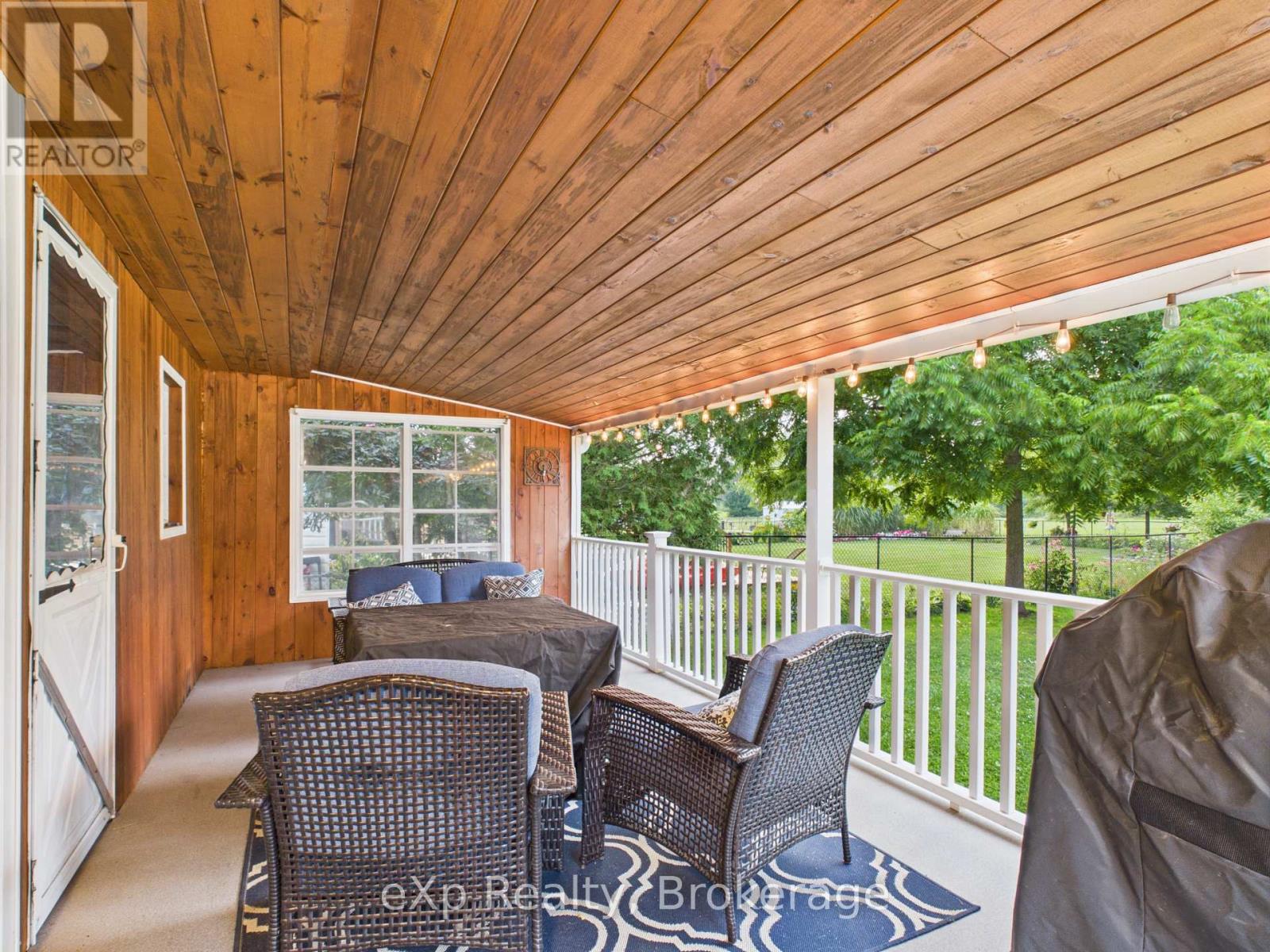 32 Centennial Street, Arran-Elderslie, Ontario  N0G 1L0 - Photo 22 - X12652398