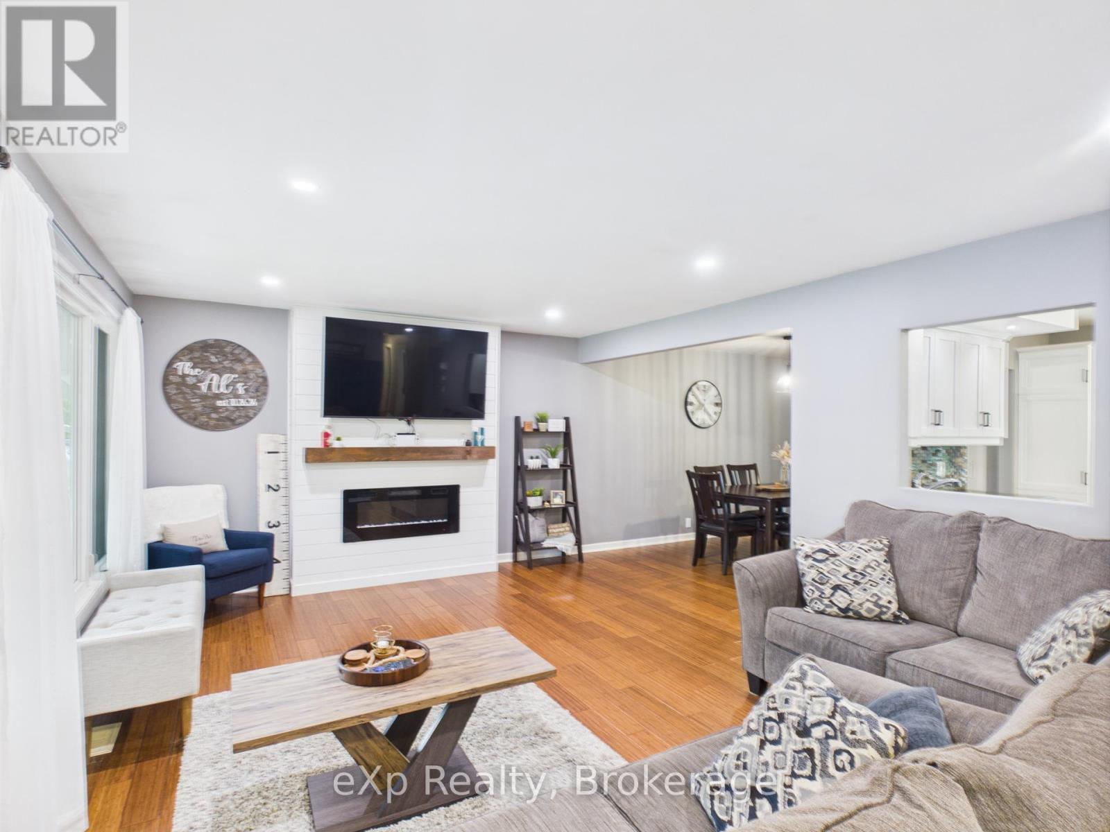 32 Centennial Street, Arran-Elderslie, Ontario  N0G 1L0 - Photo 3 - X12652398