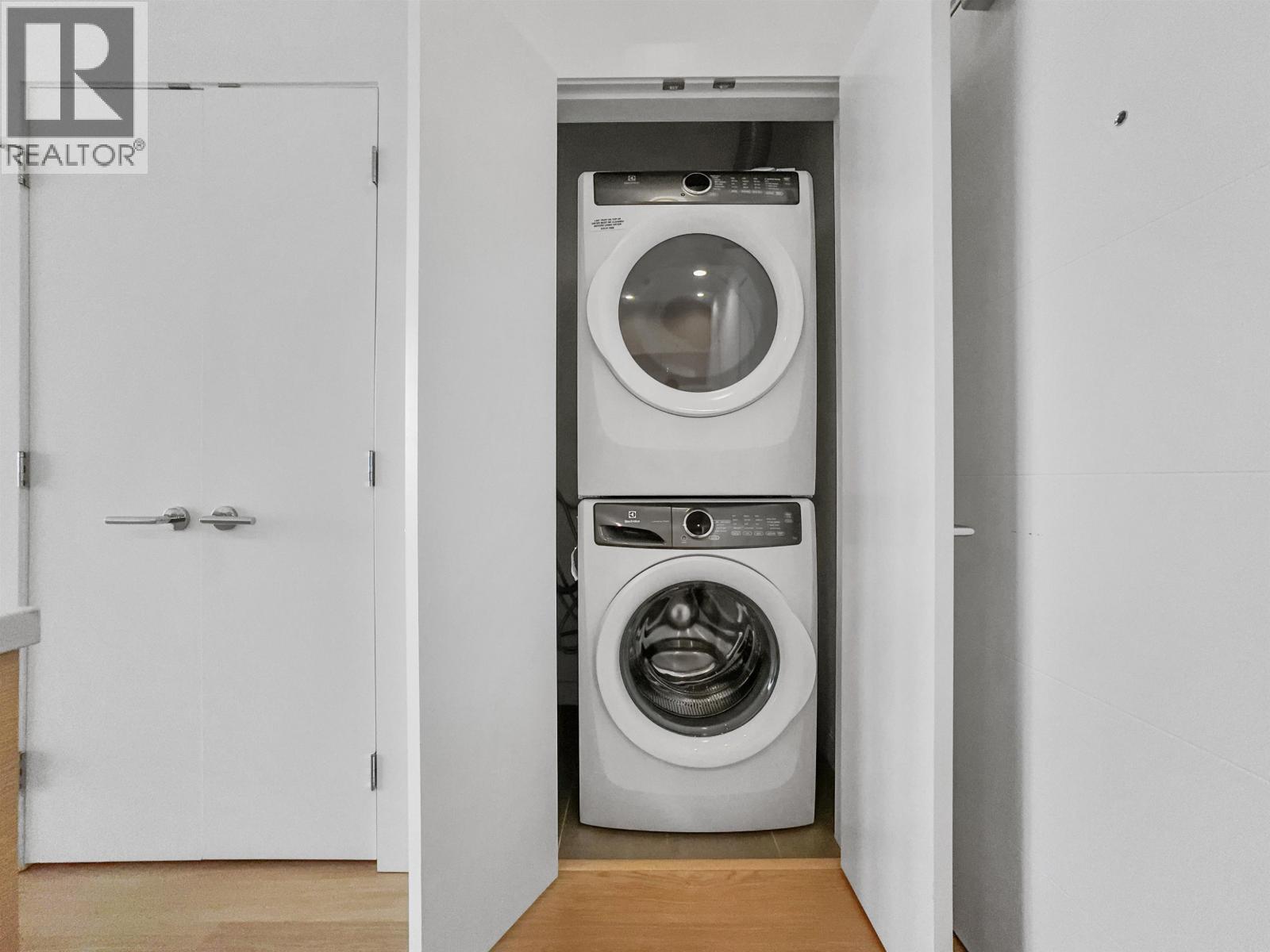 36xx 657 Whiting Way, Coquitlam, British Columbia  V3J 0J6 - Photo 17 - R3075075