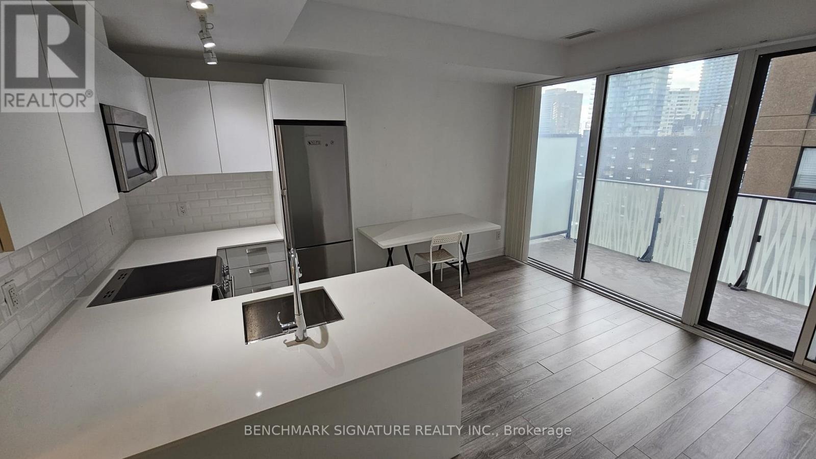 1005 - 42 Charles Street E, Toronto, Ontario  M4Y 0B7 - Photo 9 - C12652416