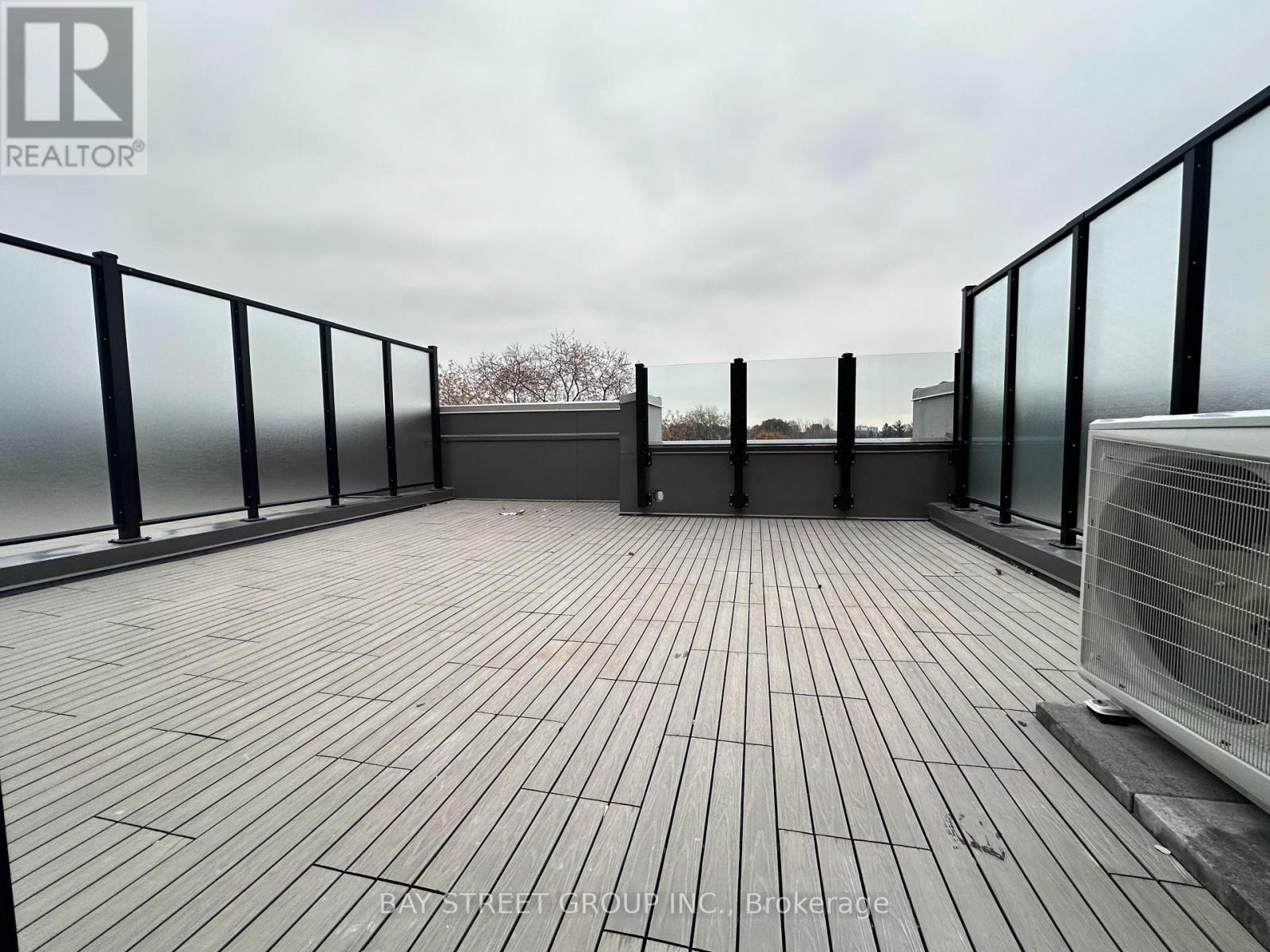 4 - 1475 O'connor Drive, Toronto, Ontario  M4B 2V5 - Photo 9 - E12652406