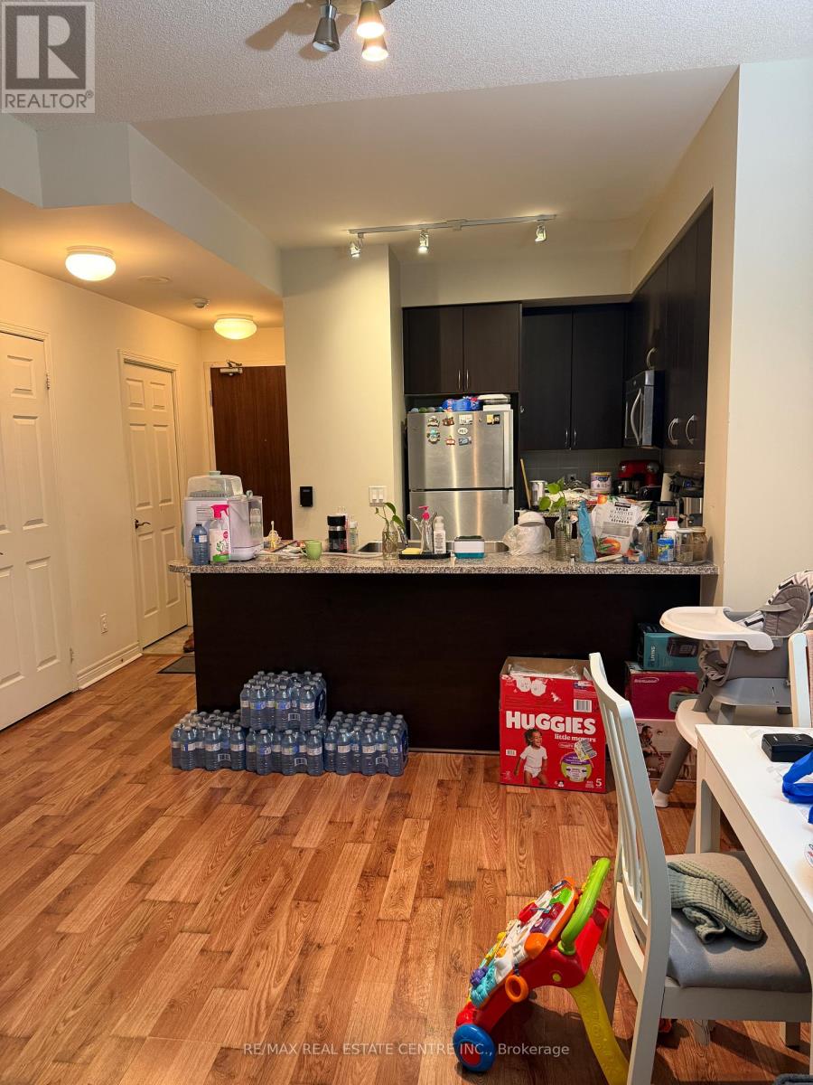 918 - 339 Rathburn Road W, Mississauga, Ontario  L5B 0K6 - Photo 15 - W12652028