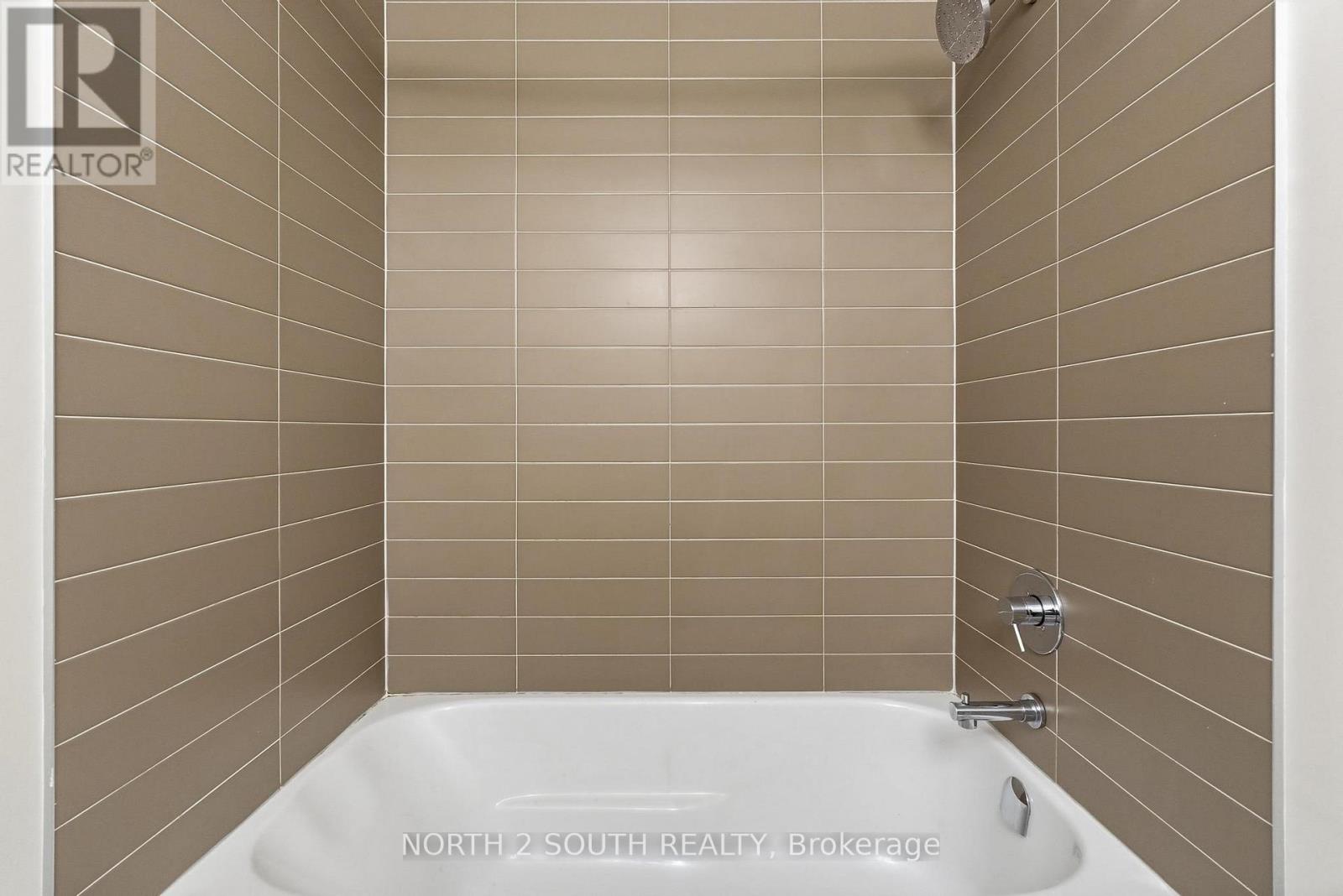 807 - 24 Woodstream Boulevard, Vaughan, Ontario  L4L 8C4 - Photo 21 - N12652400