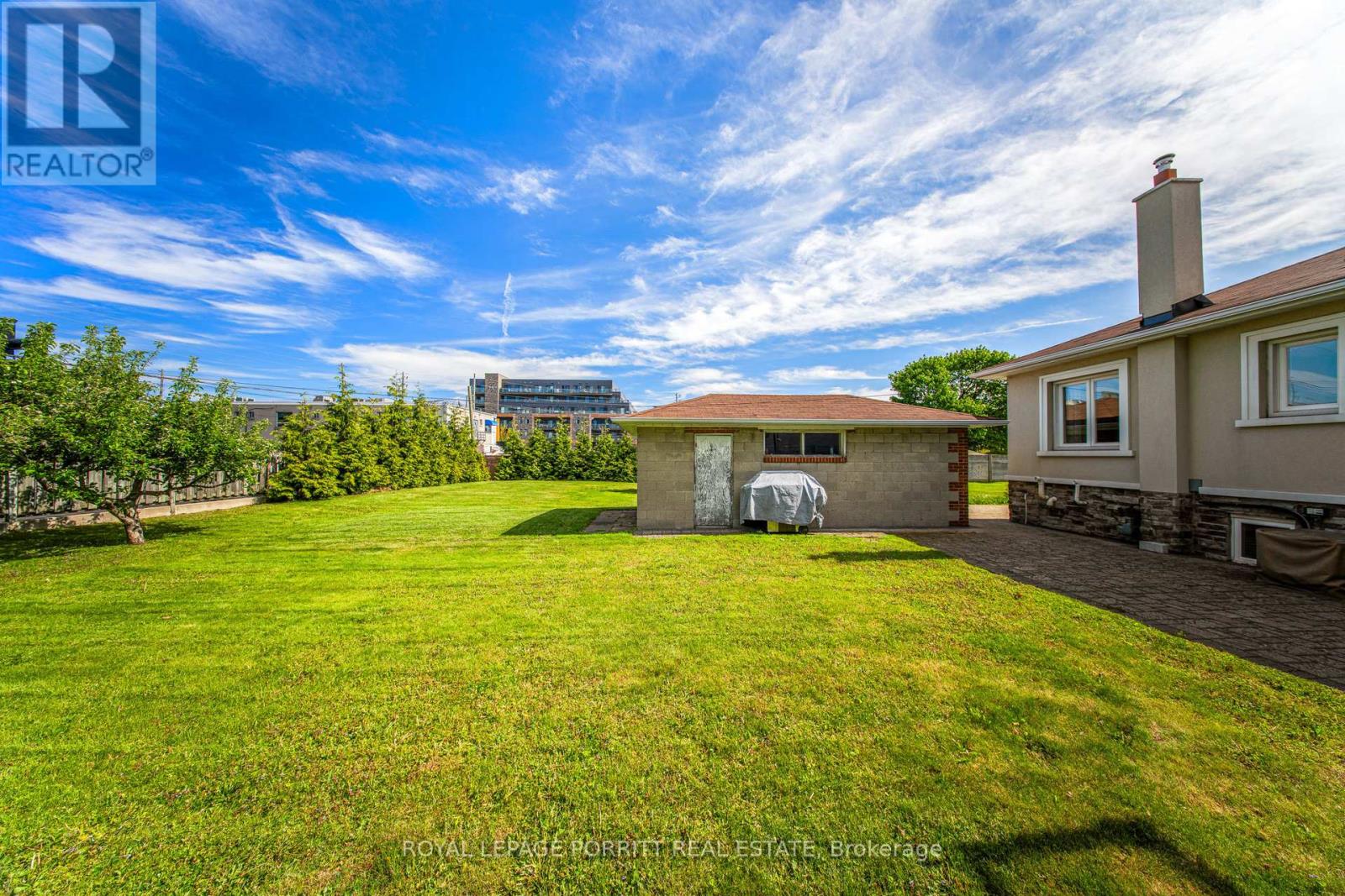 3 Orianna Drive, Toronto, Ontario  M8W 4M8 - Photo 35 - W12652410