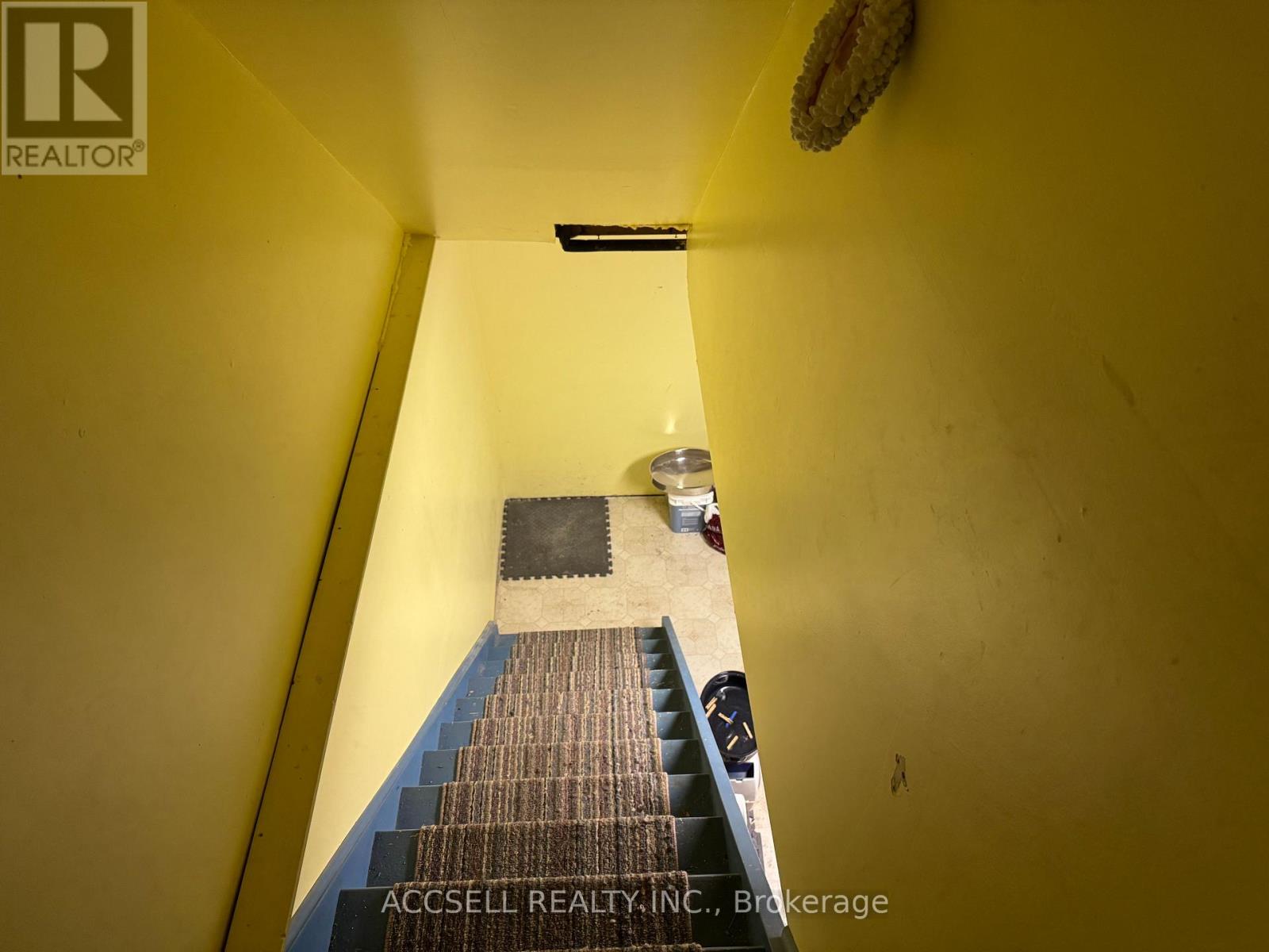 1690 Attawandaron Road, London North, Ontario  N6G 3M8 - Photo 12 - X12652388