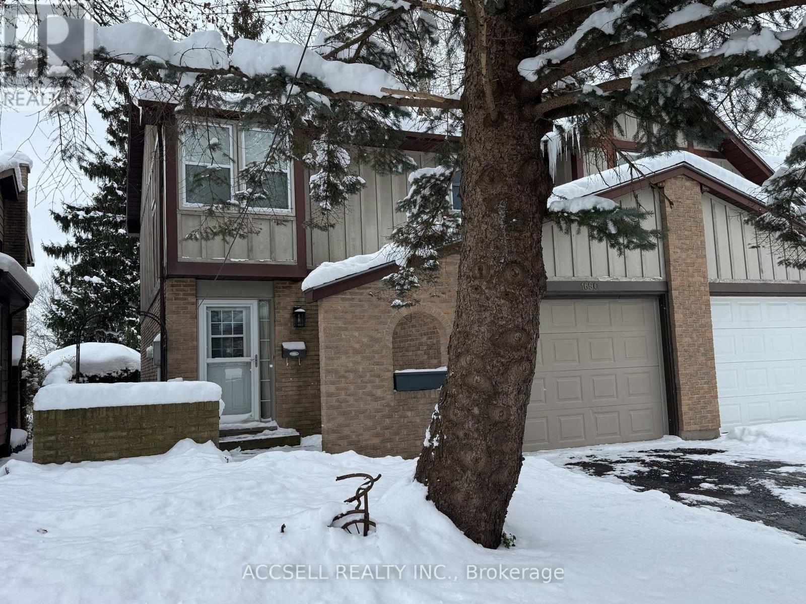 1690 Attawandaron Road, London North, Ontario  N6G 3M8 - Photo 2 - X12652388