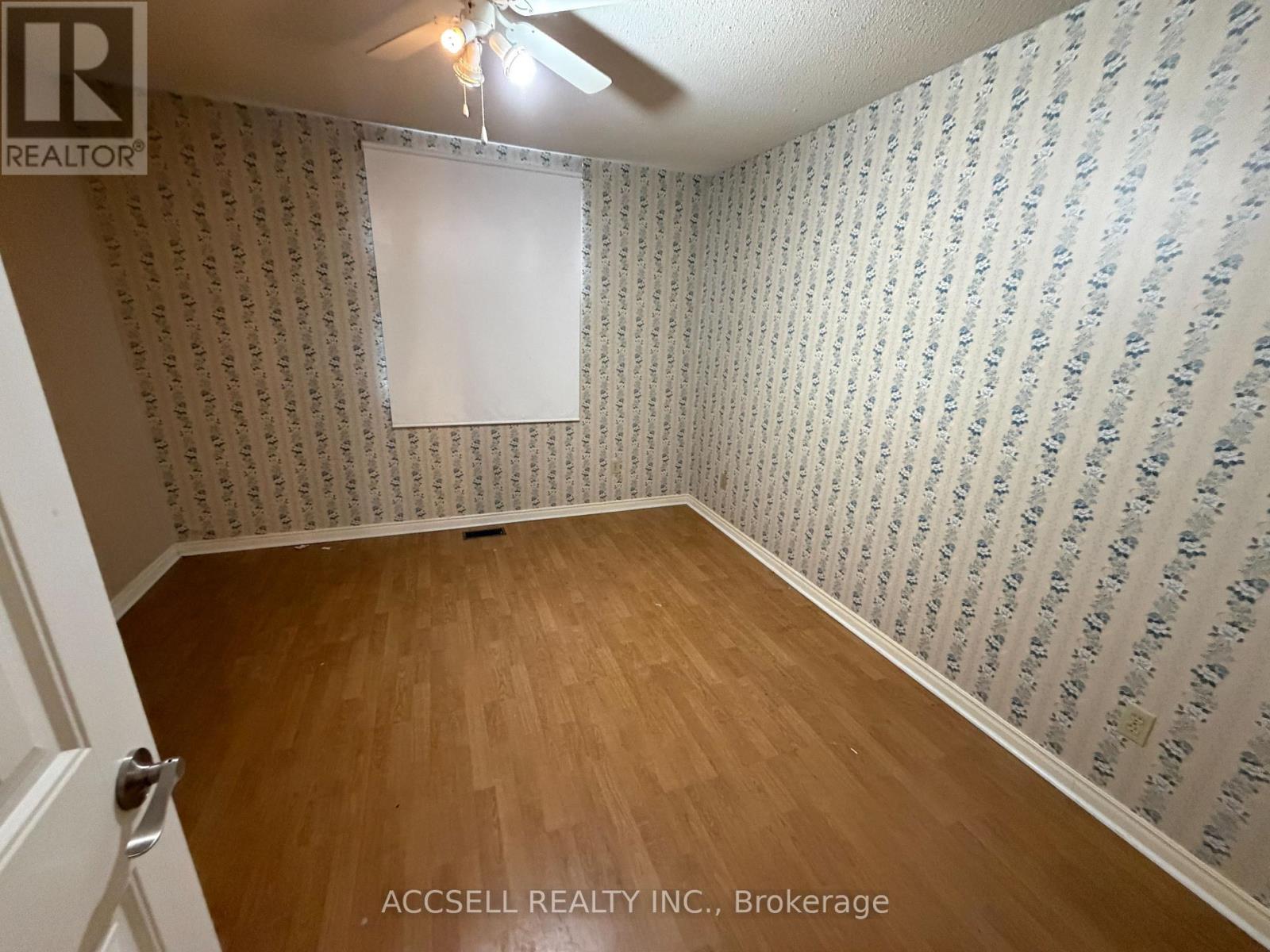 1690 Attawandaron Road, London North, Ontario  N6G 3M8 - Photo 9 - X12652388