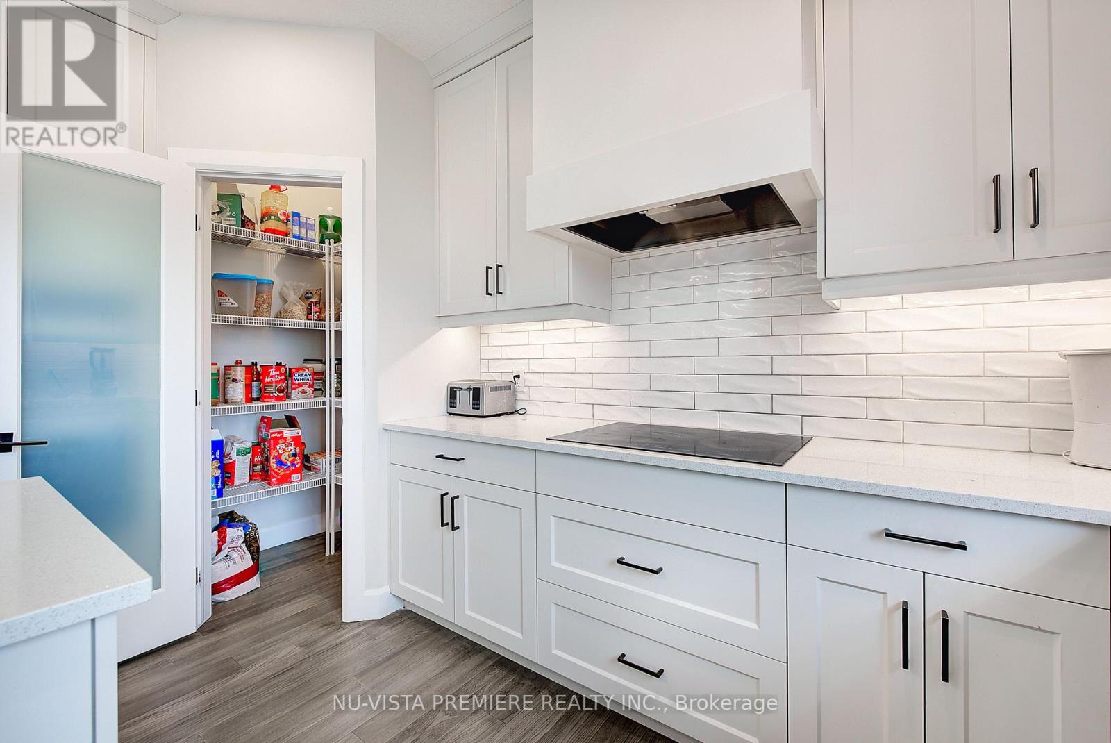 161 Mcleod Street, North Middlesex, Ontario  N0M 2K0 - Photo 16 - X12652428