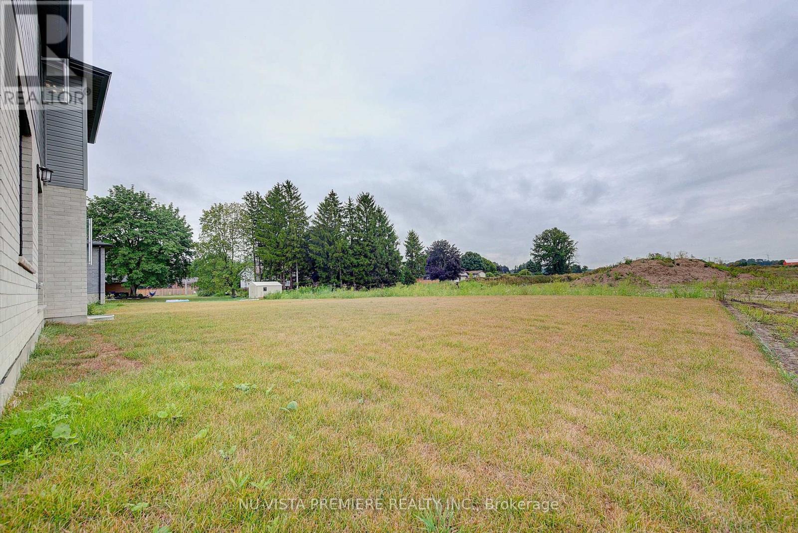 161 Mcleod Street, North Middlesex, Ontario  N0M 2K0 - Photo 36 - X12652428
