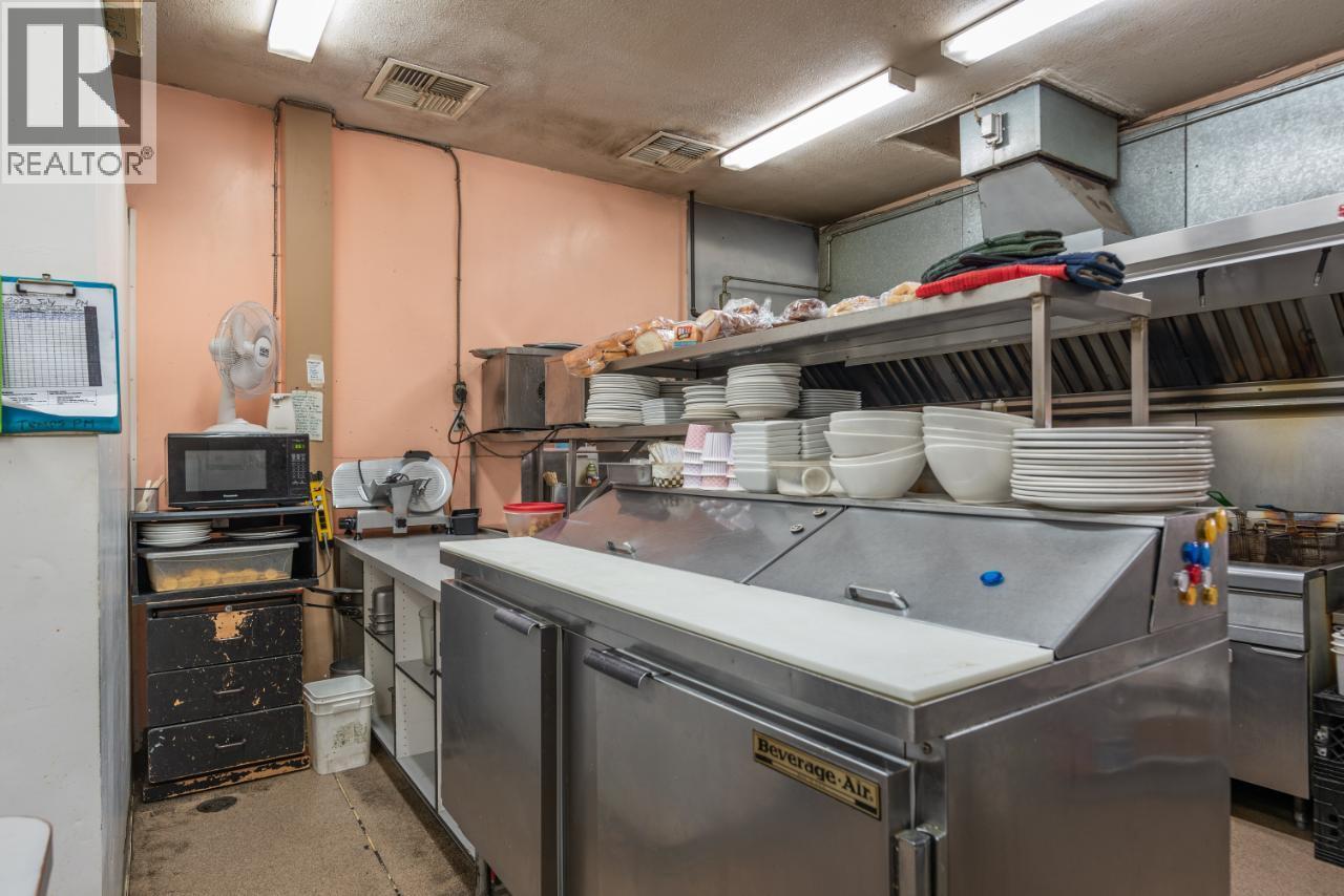 7248 2nd Street, Grand Forks, British Columbia  V0H 1H0 - Photo 36 - 10359504