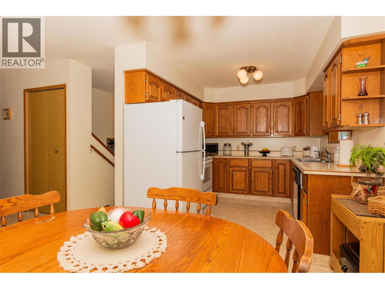 1764 Green Road, Fruitvale, British Columbia  V0G 1L0 - Photo 6 - 10366065