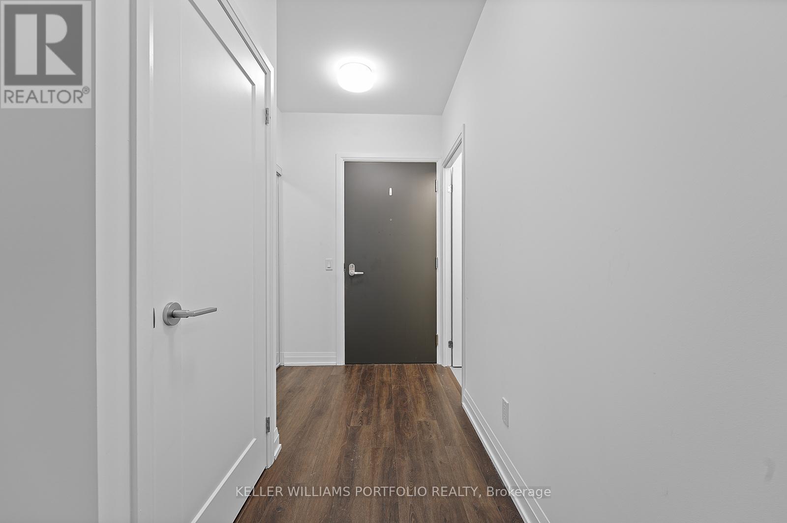 615 - 286 Main Street, Toronto, Ontario  M4C 0B3 - Photo 3 - E12652418