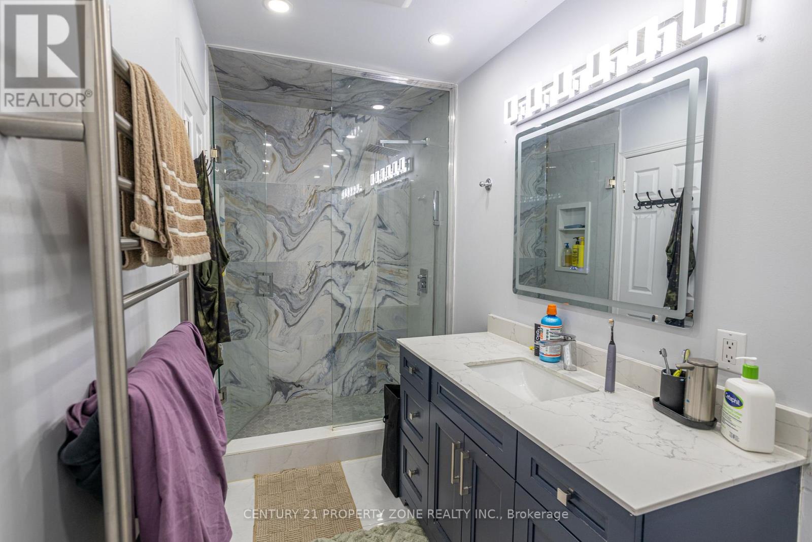 Upper - 2686 Ambercroft Trail, Mississauga, Ontario  L5M 4J9 - Photo 24 - W12652446