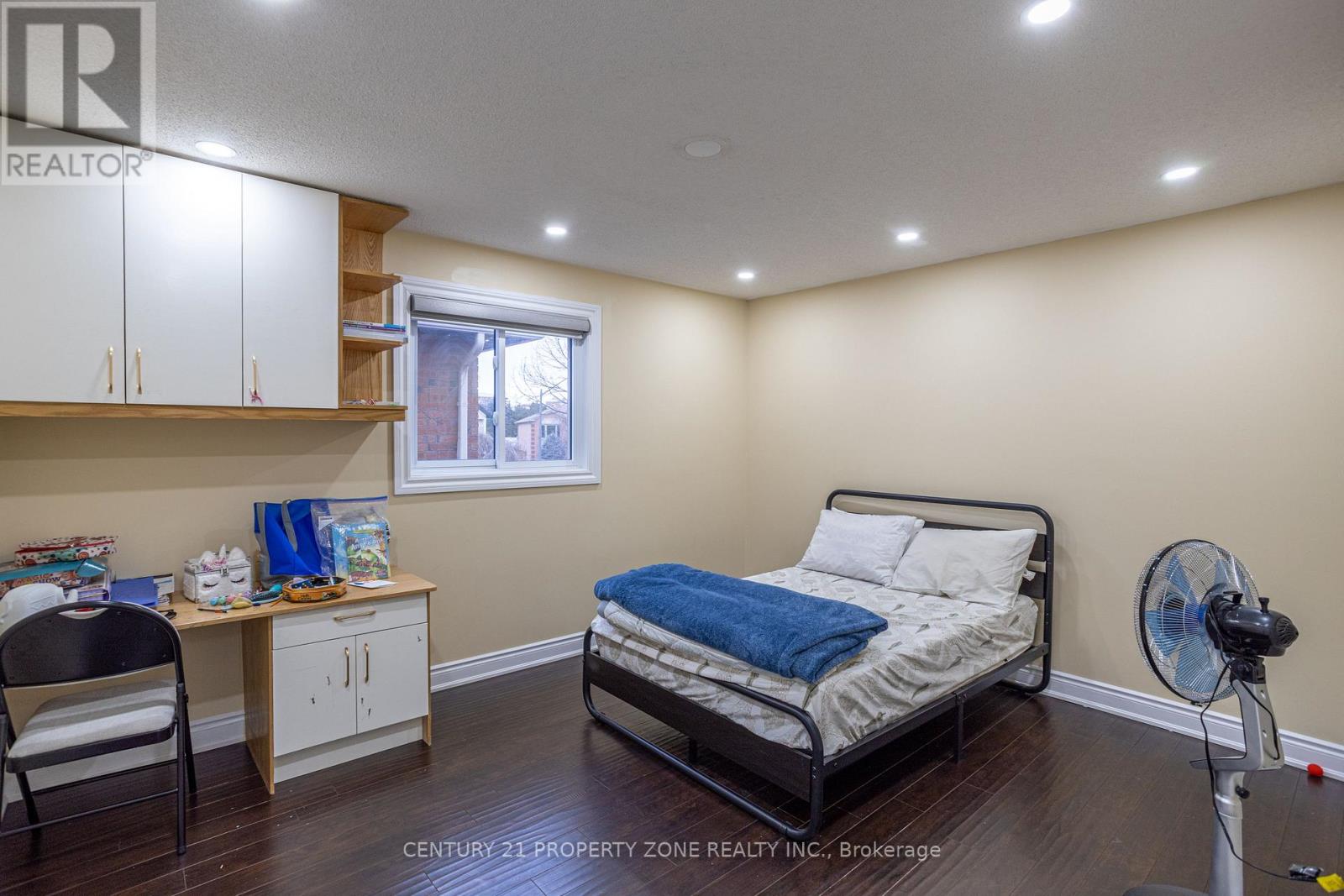 Upper - 2686 Ambercroft Trail, Mississauga, Ontario  L5M 4J9 - Photo 28 - W12652446