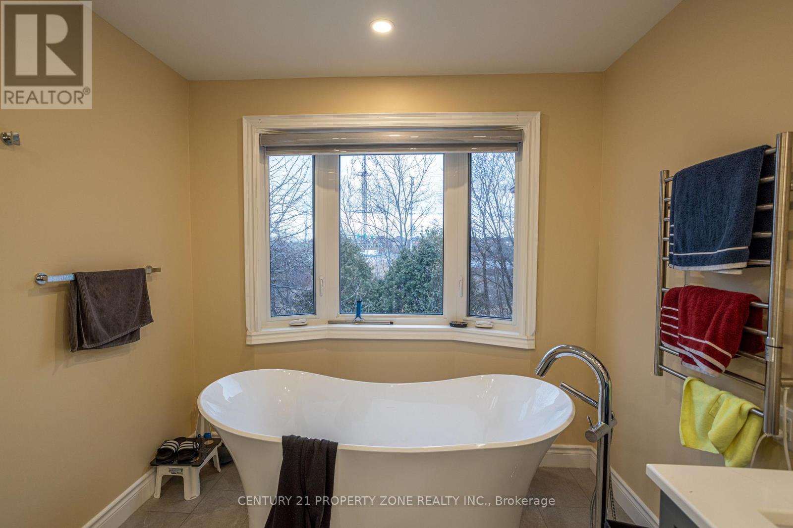 Upper - 2686 Ambercroft Trail, Mississauga, Ontario  L5M 4J9 - Photo 36 - W12652446