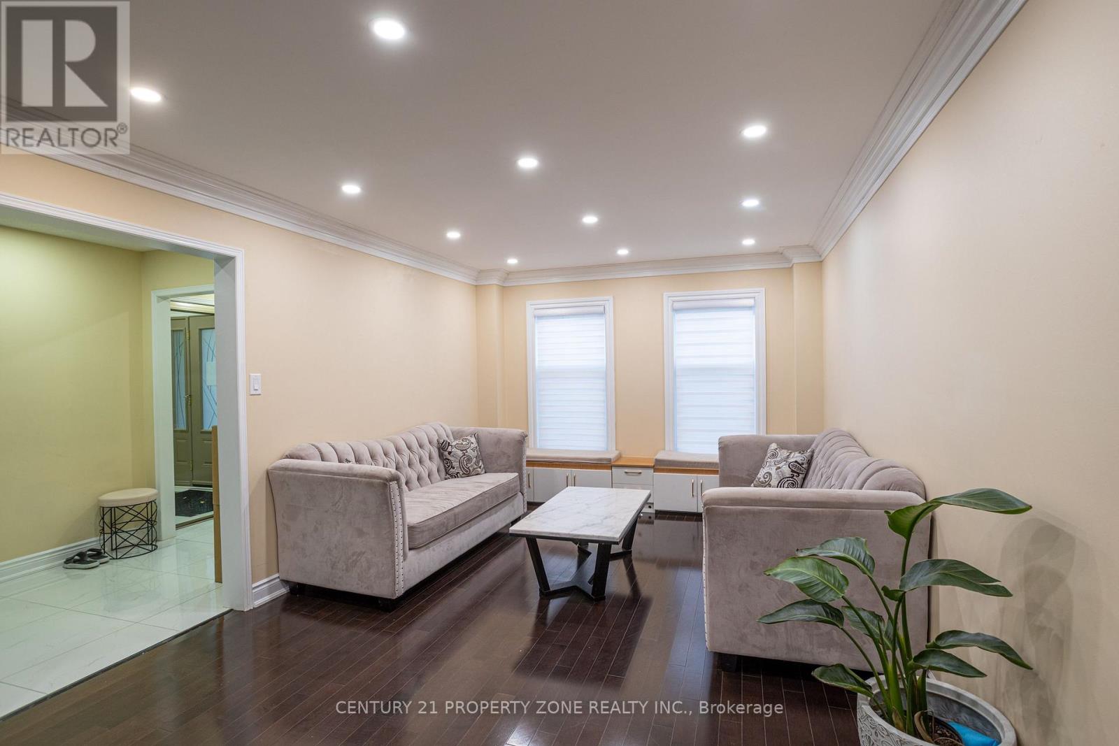 Upper - 2686 Ambercroft Trail, Mississauga, Ontario  L5M 4J9 - Photo 7 - W12652446