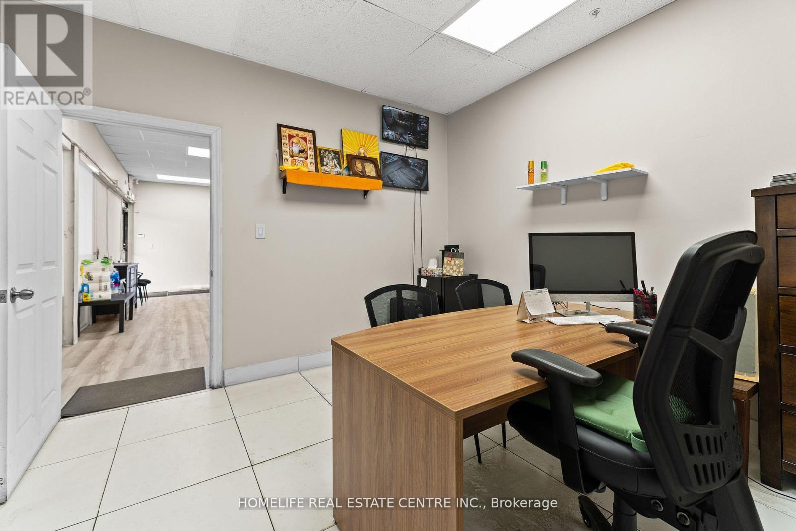 5 - 286 Rutherford Road S, Brampton, Ontario  L6W 3K7 - Photo 29 - W12652450