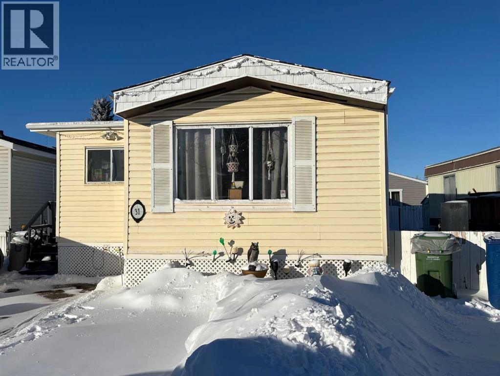 31, 649 Main Street, Airdrie, Alberta  T4B 1Z7 - Photo 1 - A2276293