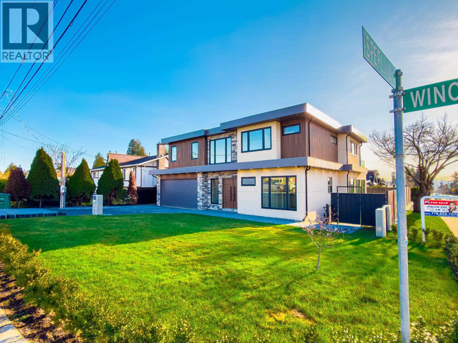 6708 Winch Street, Burnaby, British Columbia  V5B 4K2 - Photo 6 - R3075078