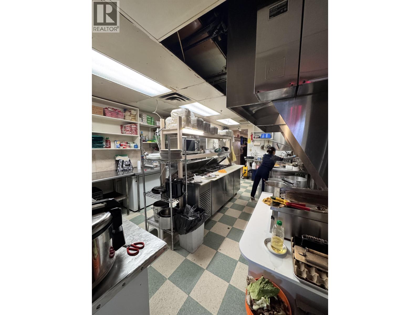 3236 W Broadway, Vancouver, British Columbia  V6K 2H4 - Photo 9 - C8074647