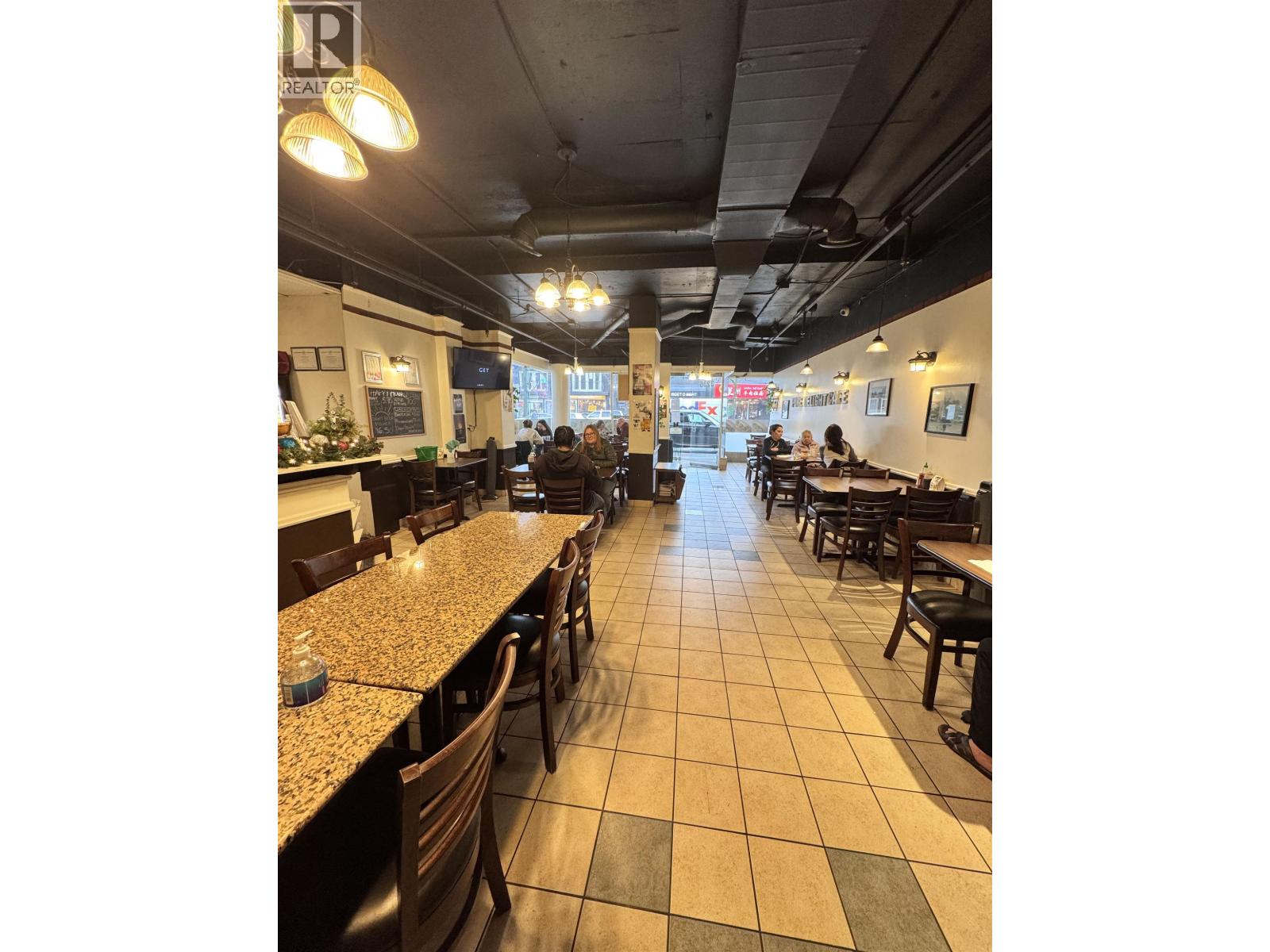 3236 W Broadway, Vancouver, British Columbia  V6K 2H4 - Photo 5 - C8074647