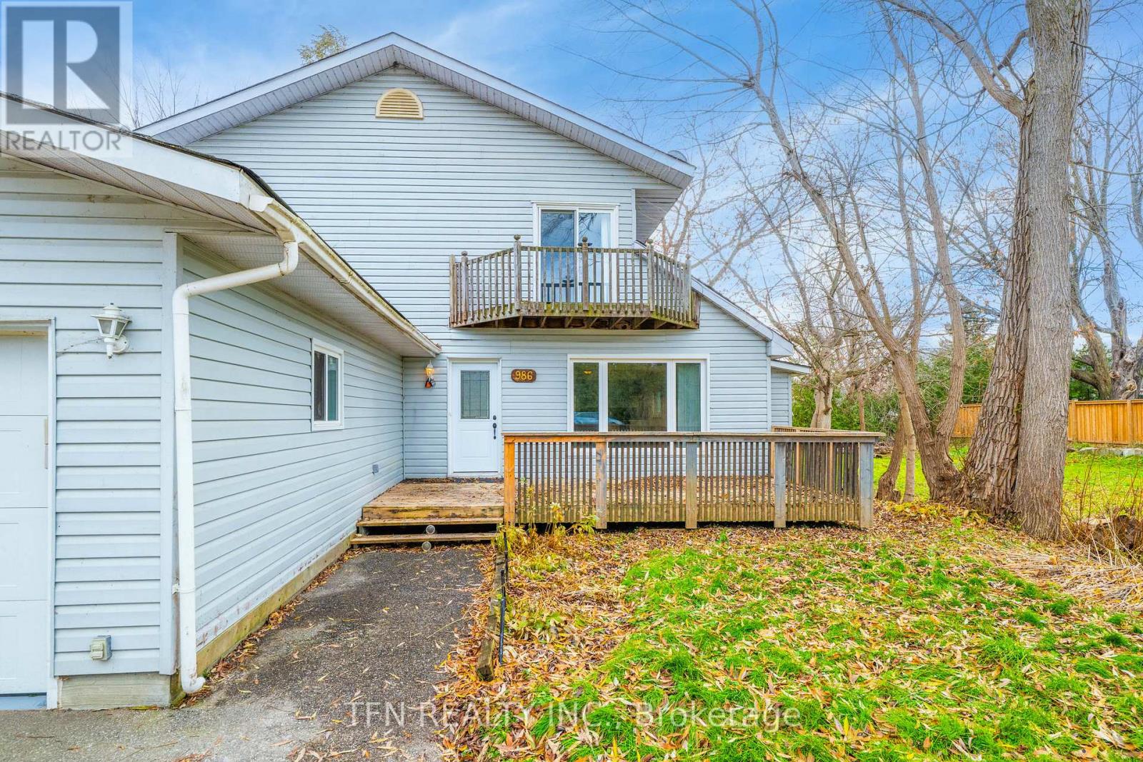 986 Robinson Street, Innisfil, Ontario  L0L 1C0 - Photo 4 - N12652468