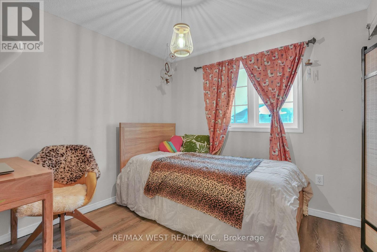 2021 Swan Street, Innisfil, Ontario  L9S 0B5 - Photo 6 - N12652470