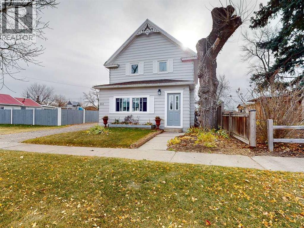 332 Grey Street, Granum, Alberta  T0L 1A0 - Photo 6 - A2268290